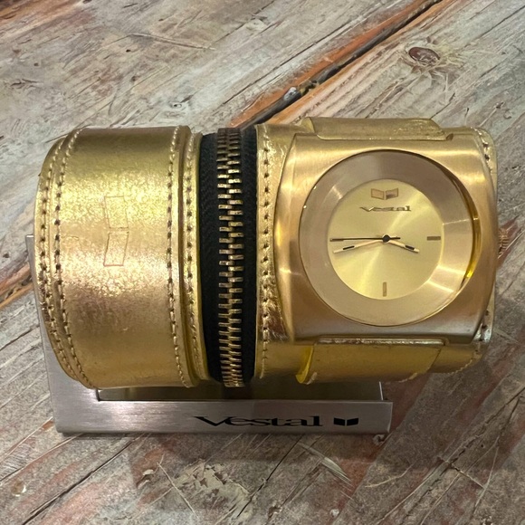 Vestal QuarterSleeve Watch - Picture 1 of 6